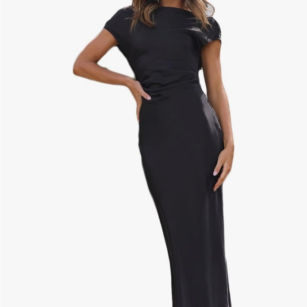 Elegant Black Maxi Dress
